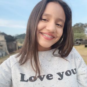 Meet your Posher, Fatima